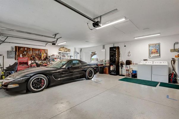 Garage, Interior, Washer