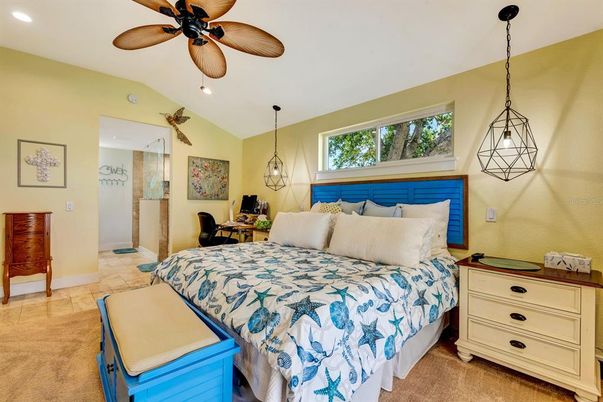 Bedroom, Interior, Pendant Lights, Recessed Lighting