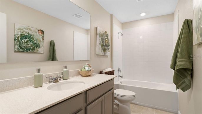Bathroom, Interior, Recessed Lighting