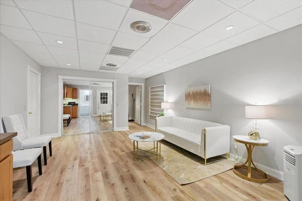 Interior, Living room, Recessed Lighting, Wood Texture Flooring