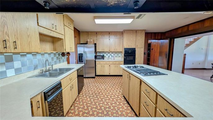 Interior, Kitchen, Stainless Steel Appliances