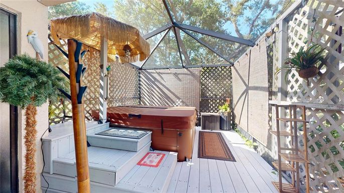 Exterior, Glass Ceilings, Hot Tub, Interior, Sun Room