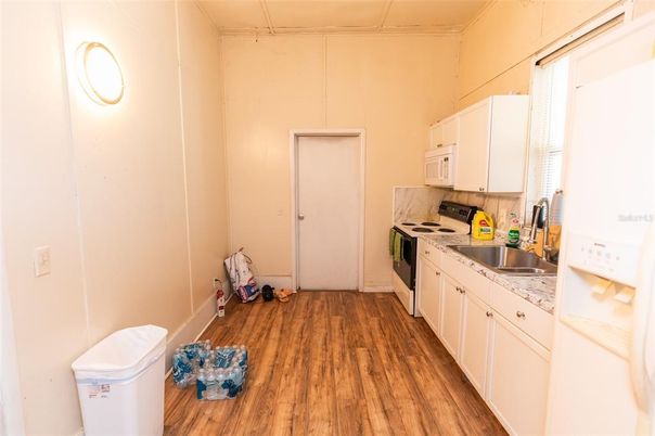 Interior, Kitchen, Wood Texture Flooring