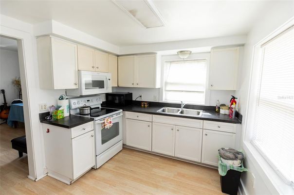 Interior, Kitchen, Wood Texture Flooring