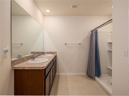 Bathroom, Dual Sink Vanities, Interior, Recessed Lighting