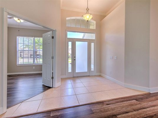Interior, Pendant Lights, Wood Texture Flooring