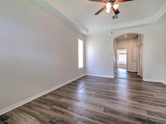 Empty room, Interior, Recessed Lighting, Wood Texture Flooring