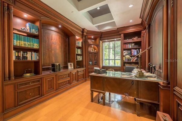 Home Office, Interior, Recessed Lighting, Wood Texture Flooring