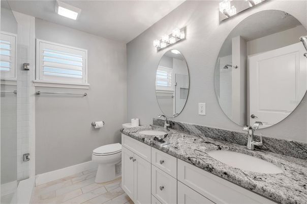 Bathroom, Dual Sink Vanities, Interior