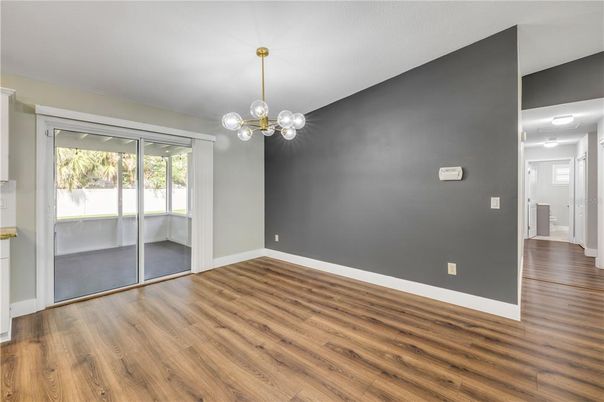 Empty room, Interior, Pendant Lights, Wood Texture Flooring