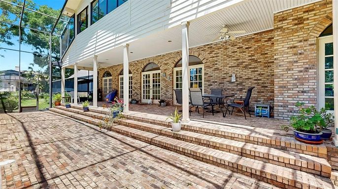 Exterior, Interior, Stone Walls, Sun Room