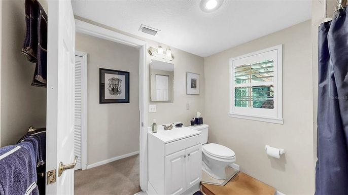 Bathroom, Interior, Recessed Lighting
