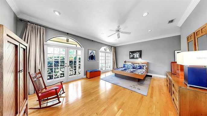 Bedroom, Interior, Recessed Lighting, Wood Texture Flooring