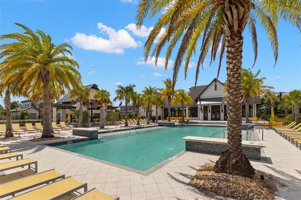 Exterior, Pool