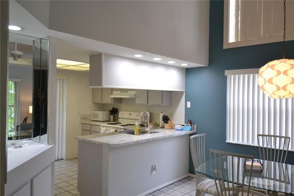Dining room, Interior, Kitchen, Recessed Lighting