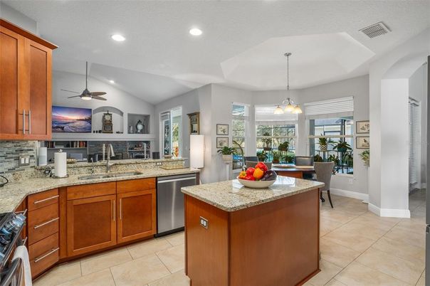 Dining room, Interior, Kitchen, Pendant Lights, Recessed Lighting