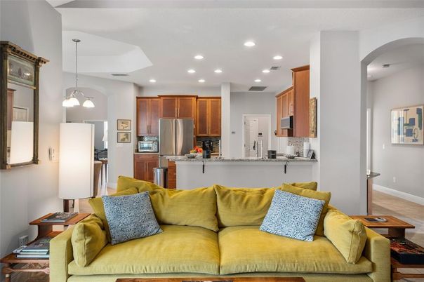 Interior, Kitchen, Living room, Pendant Lights, Recessed Lighting, Stainless Steel Appliances