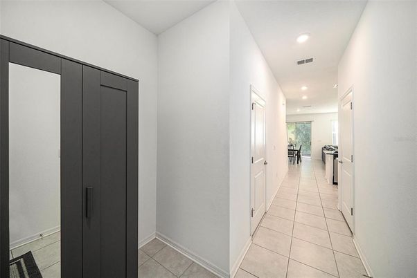 Interior, Recessed Lighting