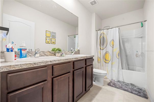 Bathroom, Dual Sink Vanities, Interior