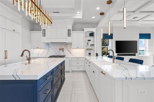Interior, Kitchen, Pendant Lights, Recessed Lighting