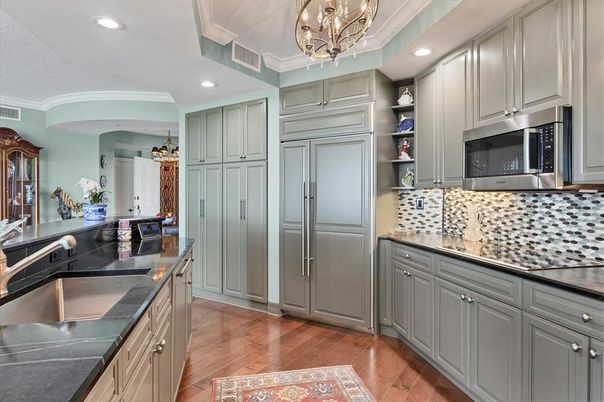 Chandelier, Interior, Kitchen, Recessed Lighting, Wood Texture Flooring
