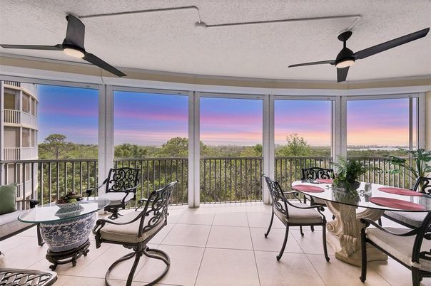 Dining room, Interior, Sun Room