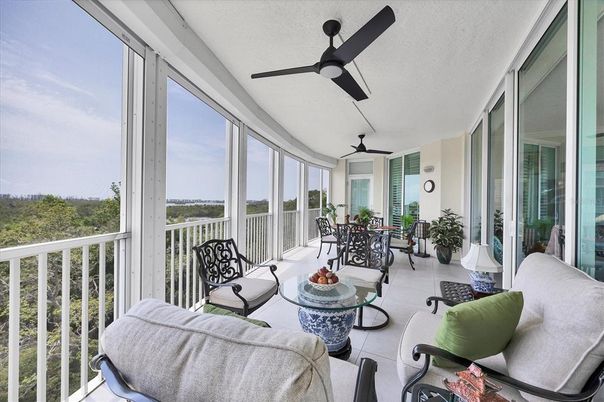 Dining room, Interior, Sun Room
