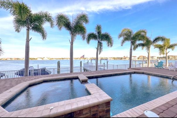 Exterior, Pool, Water