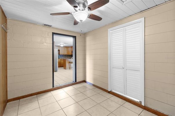 Empty room, Interior, Kitchen