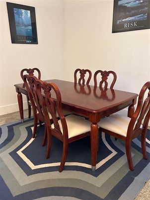 Dining room, Interior