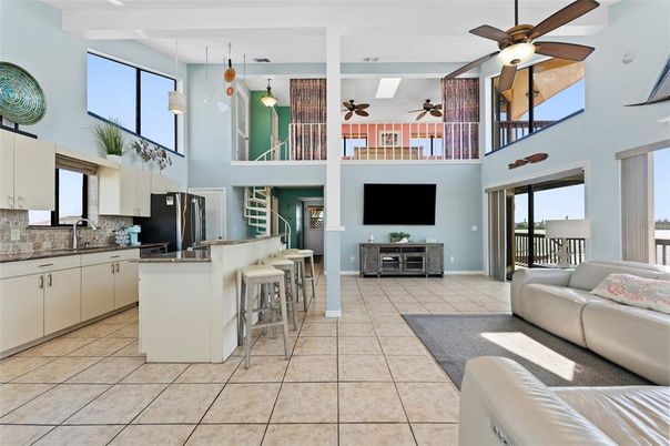 Interior, Kitchen, Living room, Pendant Lights