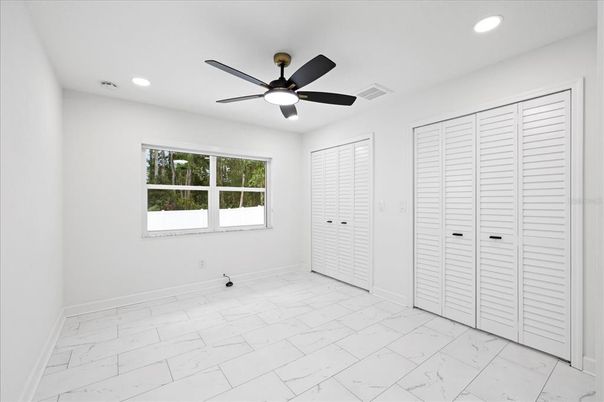 Empty room, Interior, Marble, Recessed Lighting