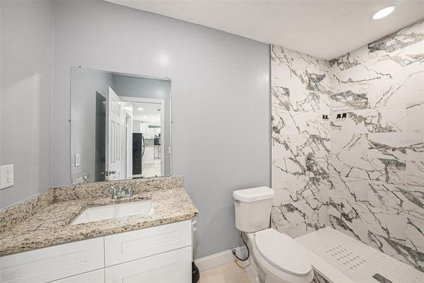 Bathroom, Interior, Marble Walls, Recessed Lighting