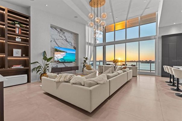 Interior, Living room, Pendant Lights, Recessed Lighting, Water