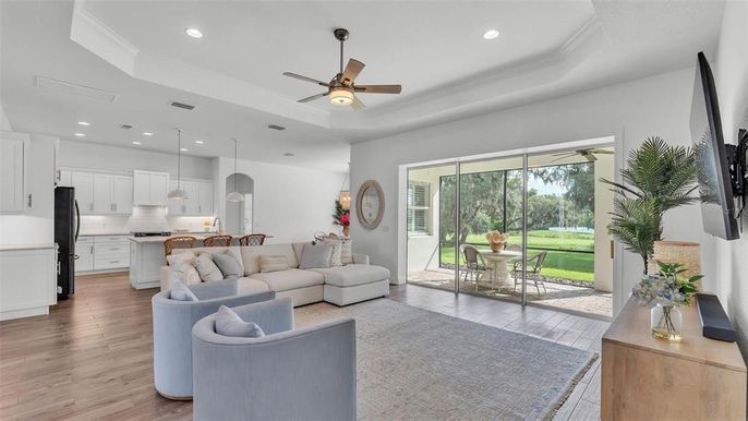 Interior, Kitchen, Living room, Pendant Lights, Recessed Lighting, Wood Texture Flooring