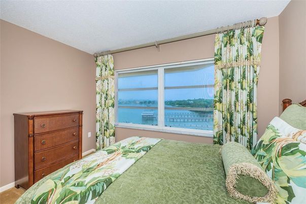 Bedroom, Interior, Water