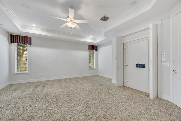Empty room, Interior, Recessed Lighting