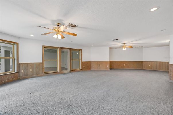 Empty room, Interior, Recessed Lighting