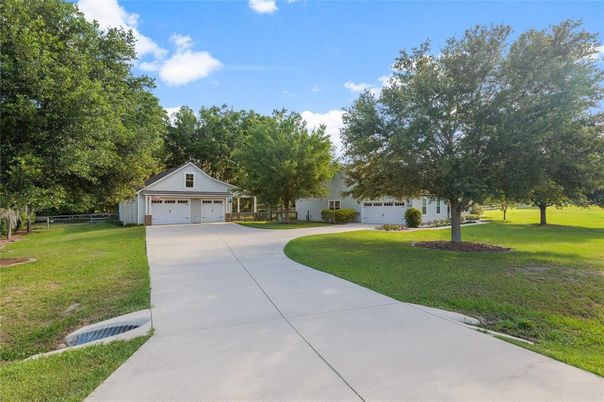 Backyard, Detached Garage, Exterior