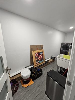 Fitness Equipment, Interior, Recessed Lighting, Wood Texture Flooring