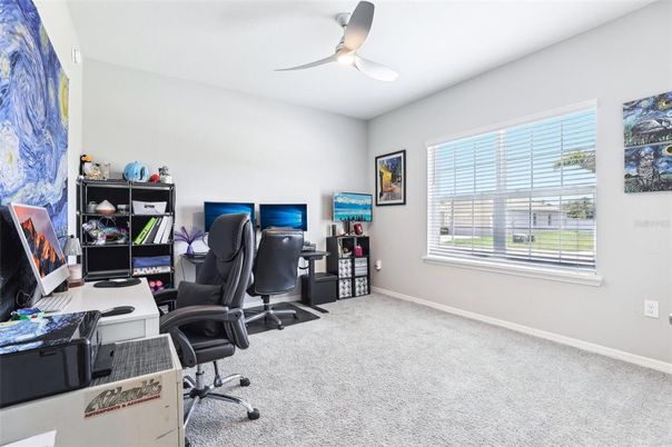 Home Office, Interior