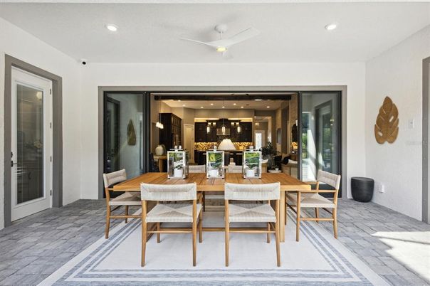 Dining room, Interior, Recessed Lighting