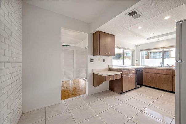 Interior, Kitchen, Recessed Lighting