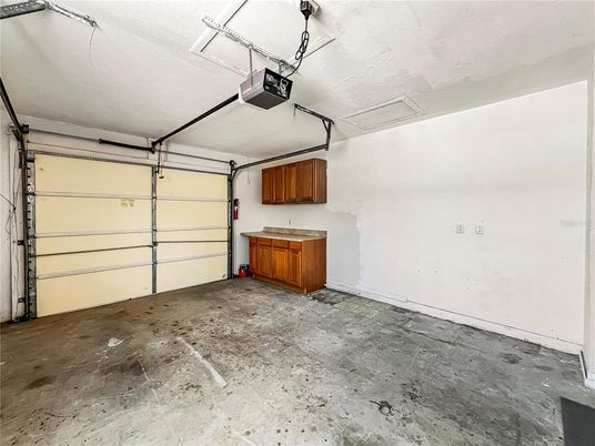 Garage, Interior