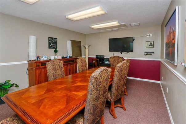 Dining room, Interior