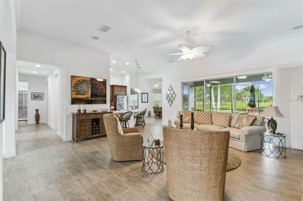 Dining room, Interior, Kitchen, Living room, Pendant Lights, Recessed Lighting, Stainless Steel Appliances, Wood Texture Flooring