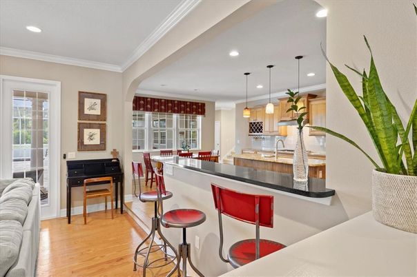 Interior, Kitchen, Pendant Lights, Recessed Lighting, Wood Texture Flooring