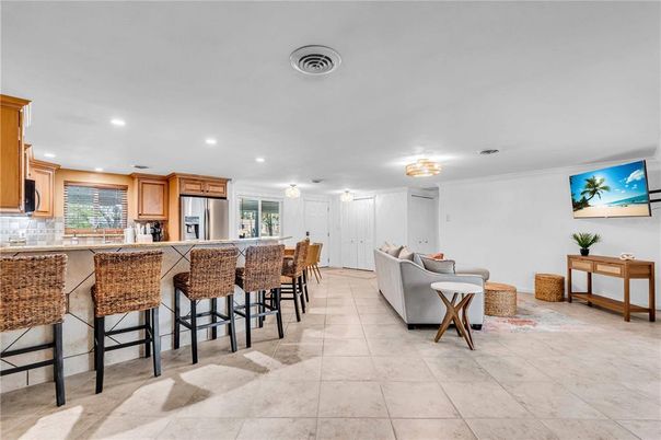 Interior, Kitchen, Living room, Recessed Lighting, Stainless Steel Appliances