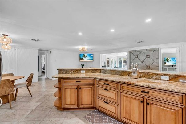 Dining room, Interior, Recessed Lighting