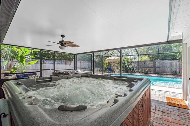 Hot Tub, Interior, Pool, Sun Room
